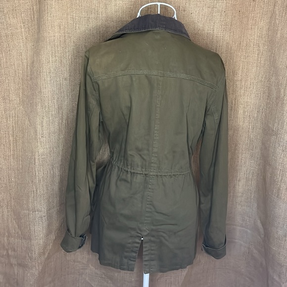 Field Jacket - Picture 2 of 15